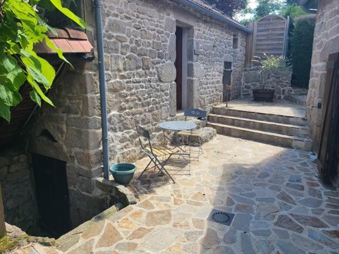 Le Domaine De La Vergnolle Roches  Bilik gambar